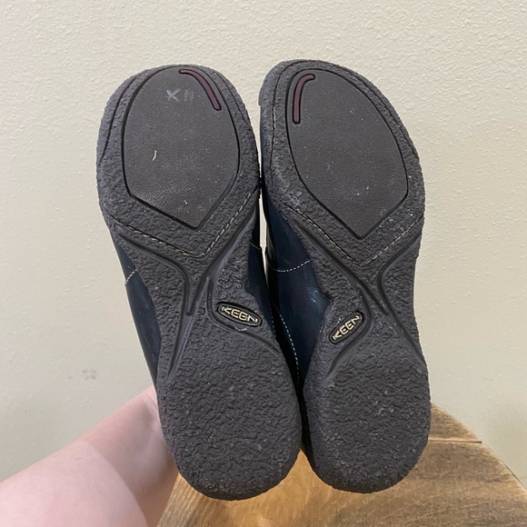 Womens Keen Black All Terrain Boots Size 9 - Picture 7 of 8